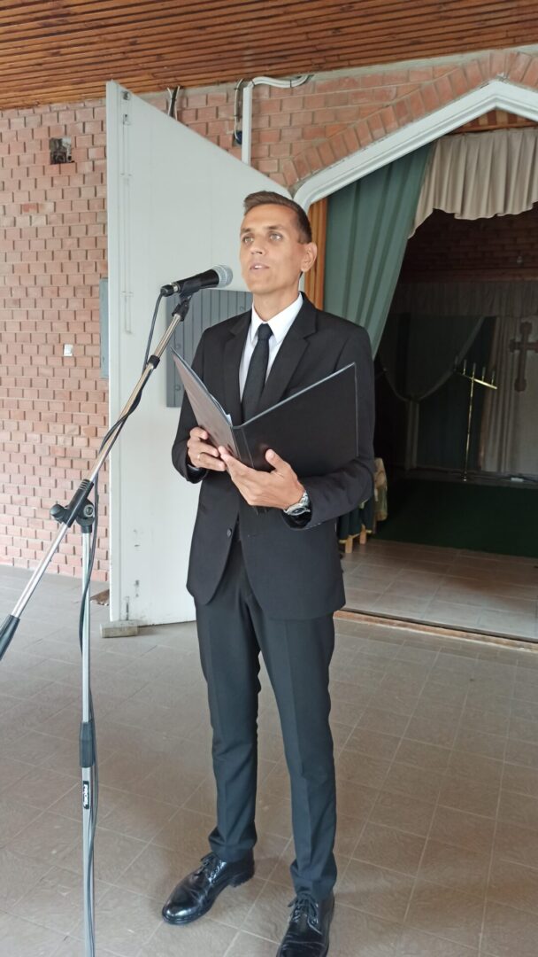 Bráz Máté Milán – polgári szónok, élőzenés előadó